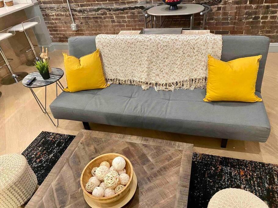 Trendy Condo! Close To Everthing Downtown Birmingham Exterior foto